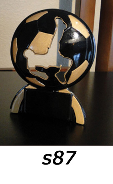 Soccer Kick Round Trophy – s87